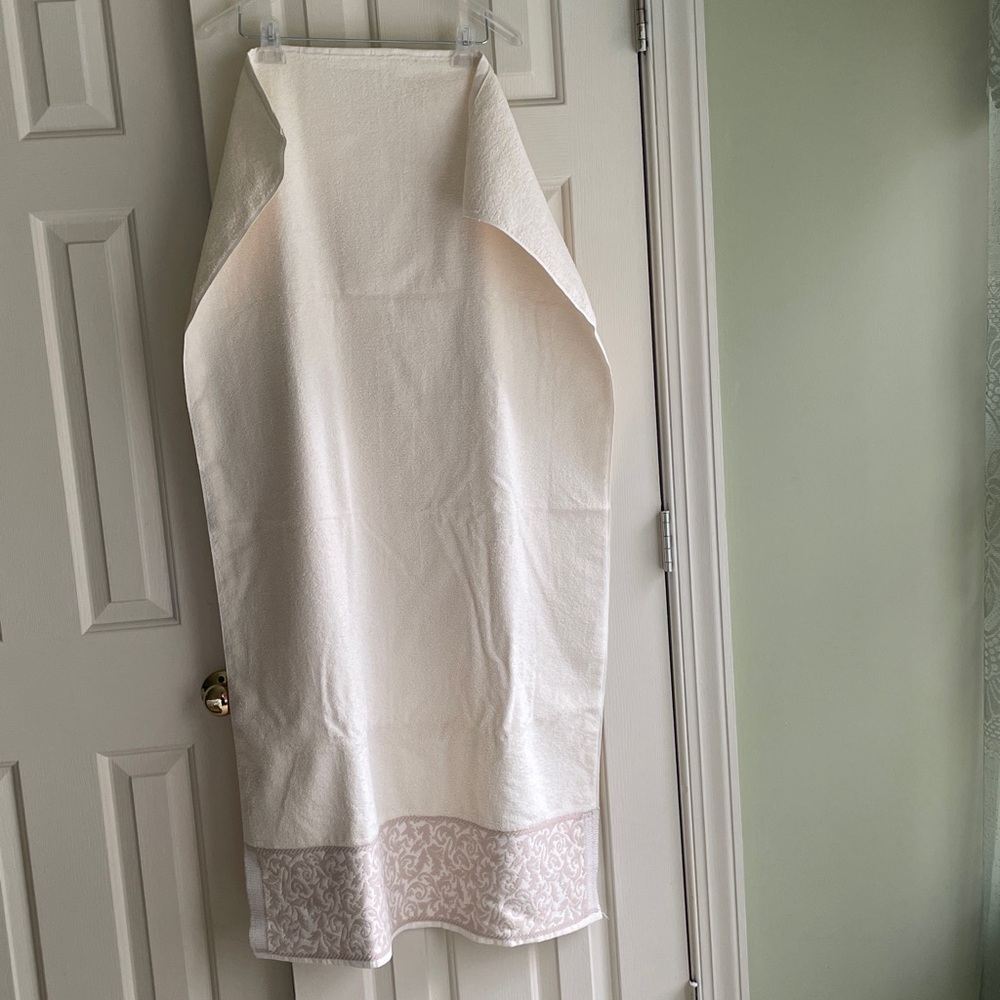 COPY - Brand new cream color embroidered bath towel